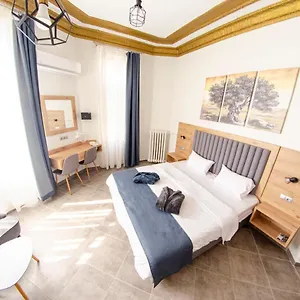 3* Otel Nea Metropolis